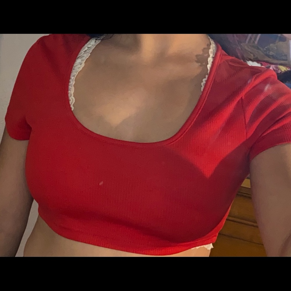 Red super cropped top